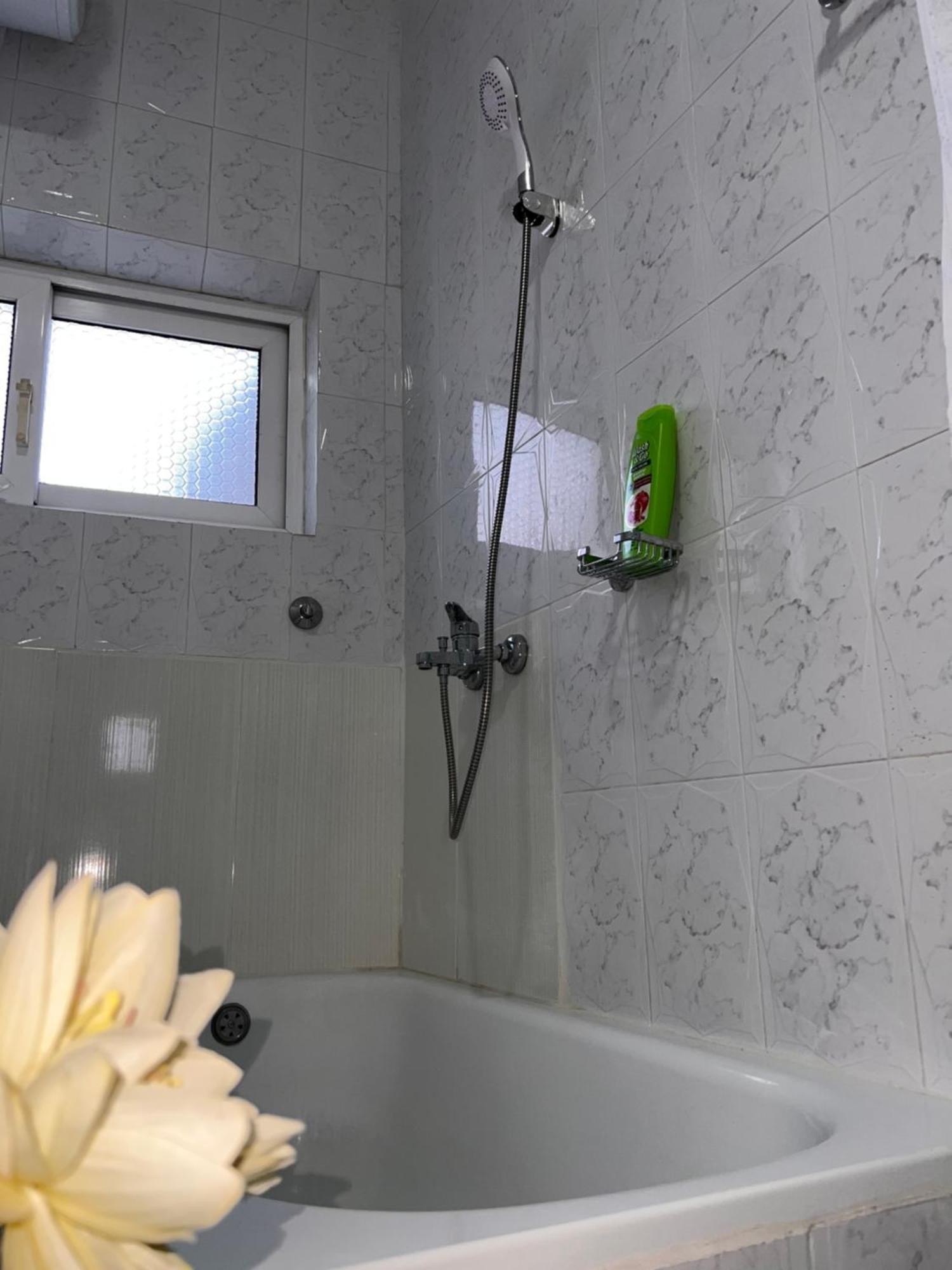 Berat Private Room In Haxhialiu Villa Dış mekan fotoğraf